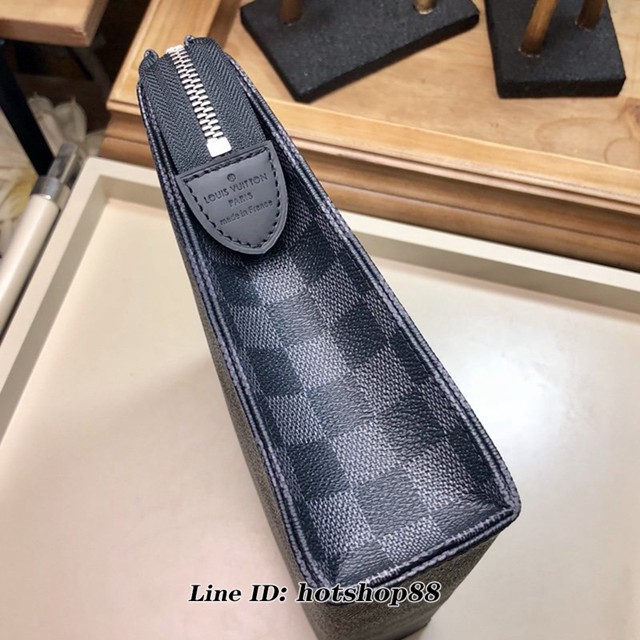 路易威登LV手包 M47544 LV黑格盥洗袋 Monogram帆布盥洗袋 LV黑格男士手拿包 收納袋 xxlv1974